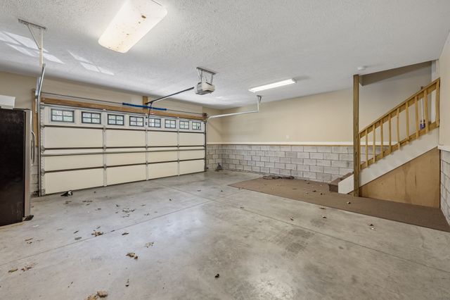 120 Rice Rd, Hendersonville, TN 37075