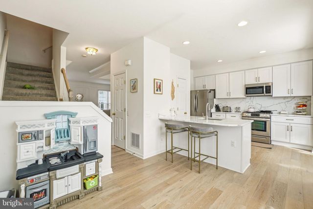 7514 LAMOYNE CT, Alexandria, VA 22315