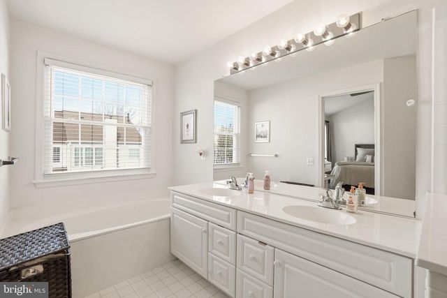 7514 LAMOYNE CT, Alexandria, VA 22315