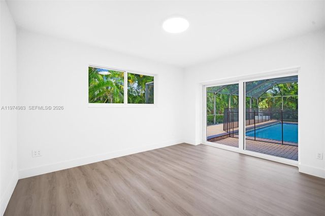 8265 SW 145th St, Palmetto Bay, FL 33158