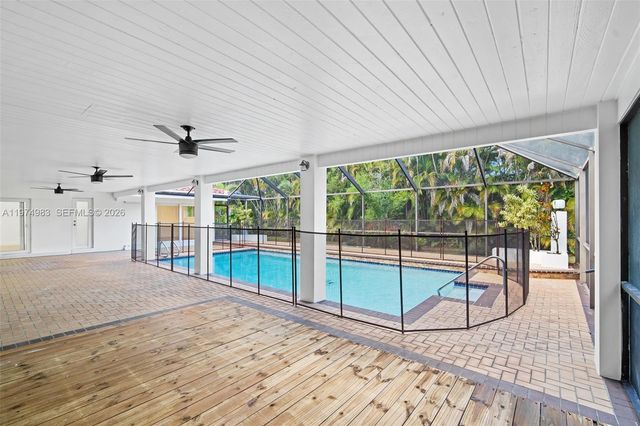 8265 SW 145th St, Palmetto Bay, FL 33158