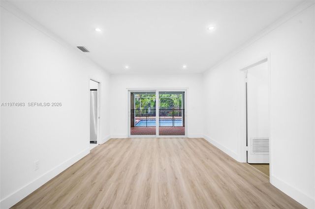 8265 SW 145th St, Palmetto Bay, FL 33158