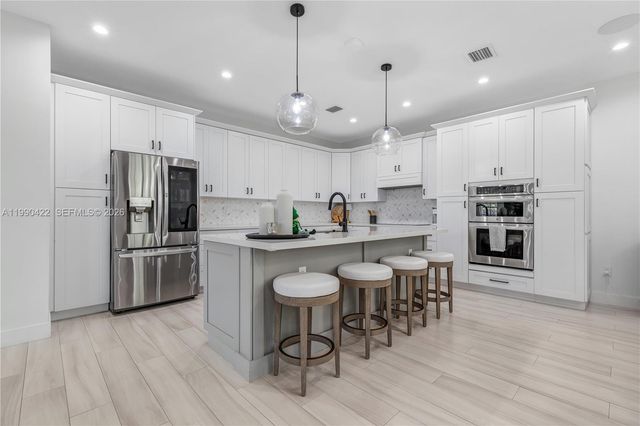 2775 SW 101st Ct, Miami, FL 33165