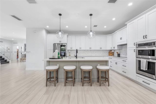 2775 SW 101st Ct, Miami, FL 33165