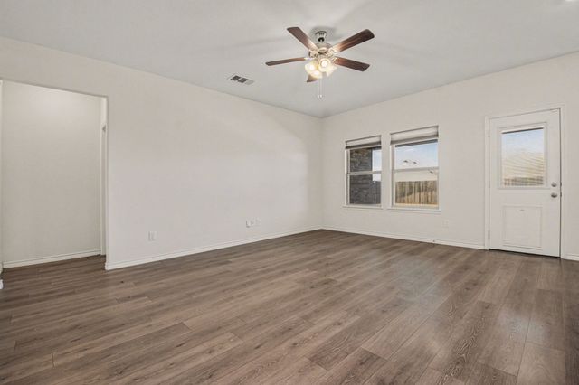 128 Newsom Drive, Royse City, TX 75189