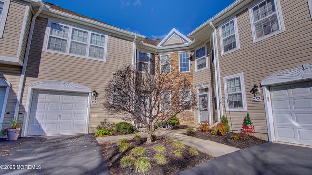 232 Shinnecock Drive, Manalapan, NJ 07726