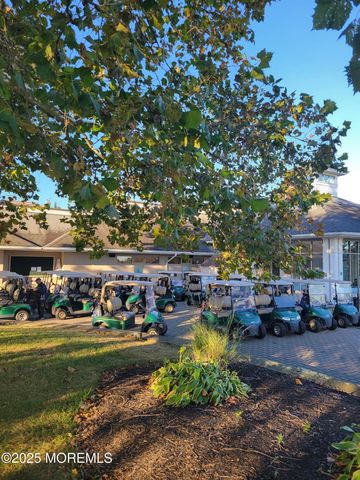 232 Shinnecock Drive, Manalapan, NJ 07726