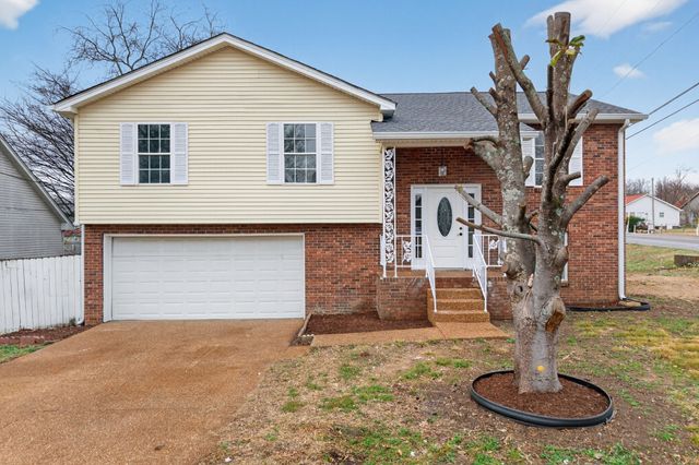 3000 High Rigger Dr, Nashville, TN 37217