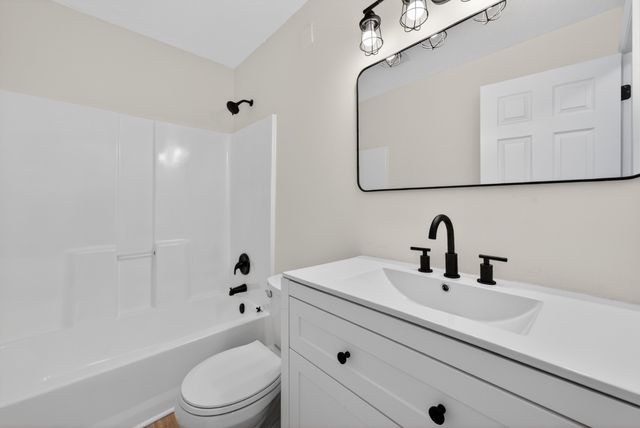 3000 High Rigger Dr, Nashville, TN 37217