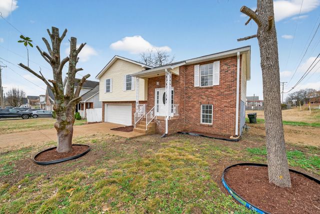 3000 High Rigger Dr, Nashville, TN 37217