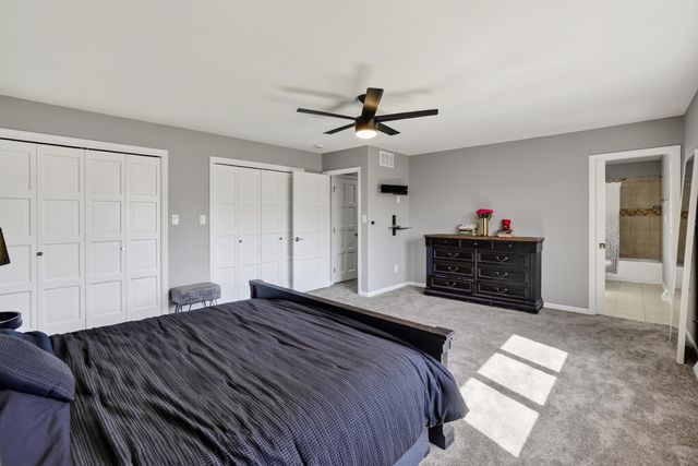 9807 Ivy Lane, Munster, IN 46321