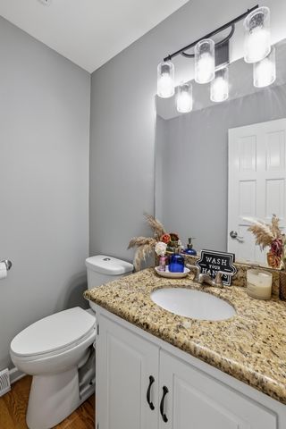 9807 Ivy Lane, Munster, IN 46321