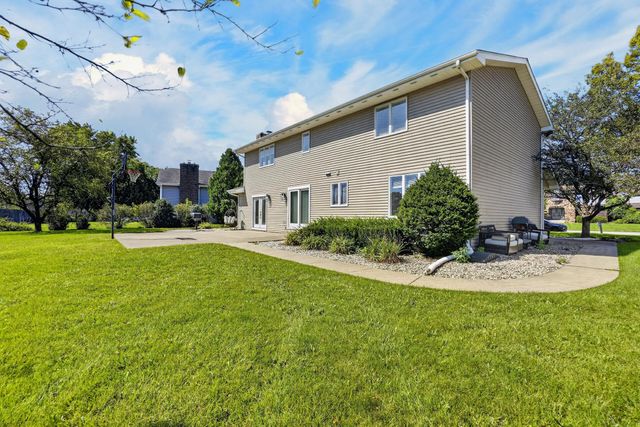 9807 Ivy Lane, Munster, IN 46321
