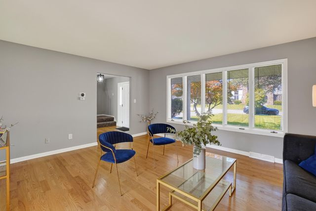 9807 Ivy Lane, Munster, IN 46321