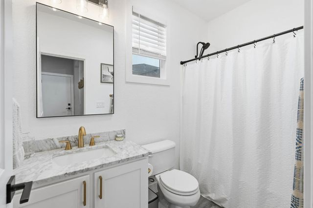 4404 Seykota Ave, Olivehurst, CA 95961