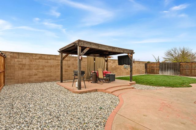 4404 Seykota Ave, Olivehurst, CA 95961