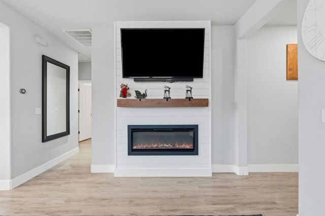 4404 Seykota Ave, Olivehurst, CA 95961