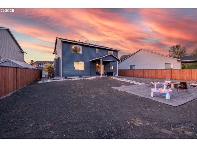 3150 DUANE Ct, Albany, OR 97322