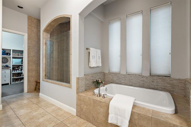 4113 Sugarloaf DR, Austin, TX 78738
