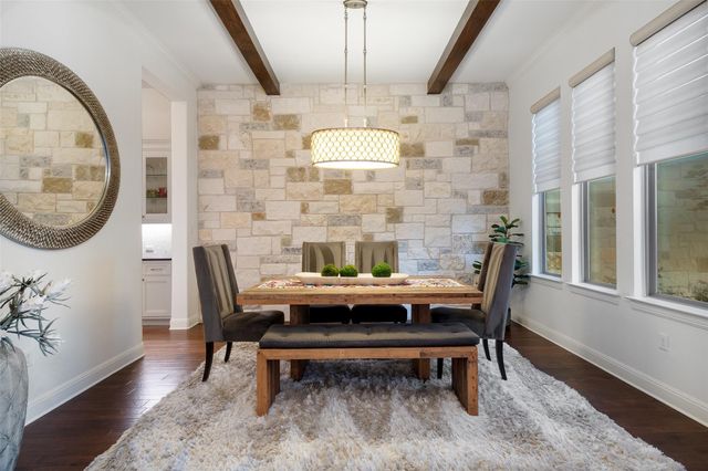 4113 Sugarloaf DR, Austin, TX 78738