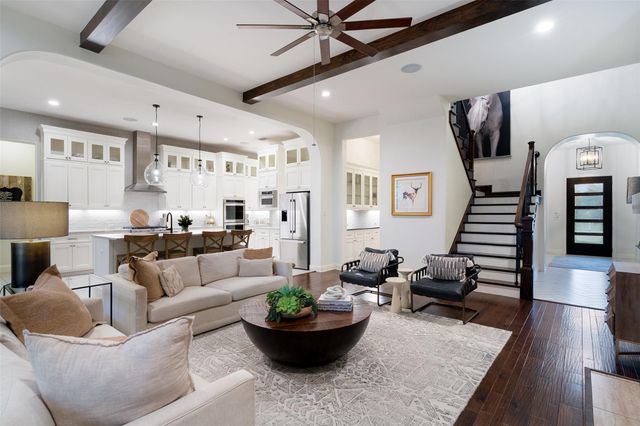 4113 Sugarloaf DR, Austin, TX 78738