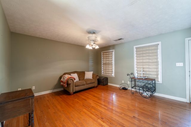 159 Shady Oaks Drive, Richmond, KY 40475