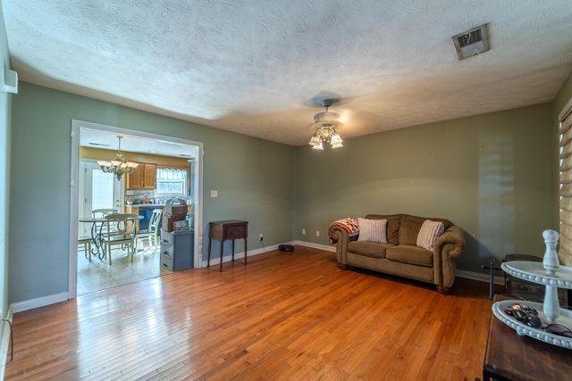 159 Shady Oaks Drive, Richmond, KY 40475