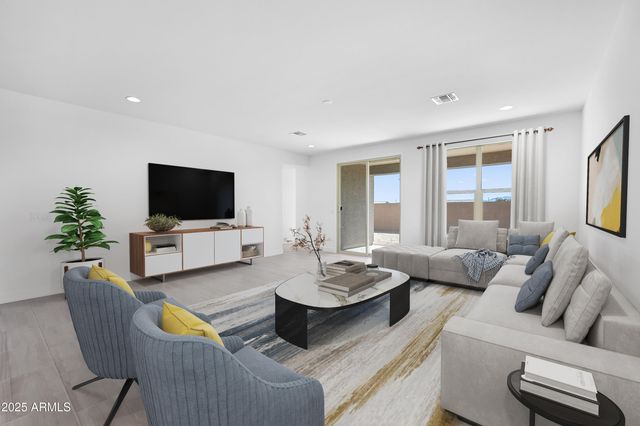 17153 W SWEET IRON Pass, Surprise, AZ 85387