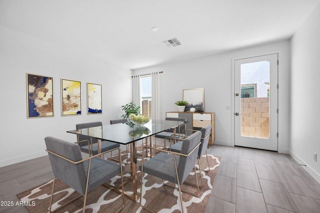 17153 W SWEET IRON Pass, Surprise, AZ 85387