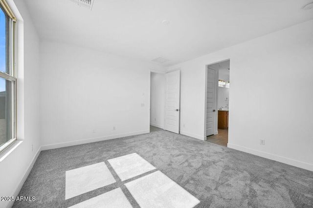 17153 W SWEET IRON Pass, Surprise, AZ 85387