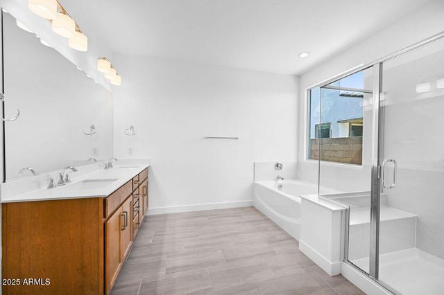 17153 W SWEET IRON Pass, Surprise, AZ 85387