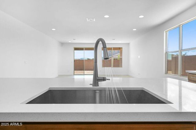 17153 W SWEET IRON Pass, Surprise, AZ 85387