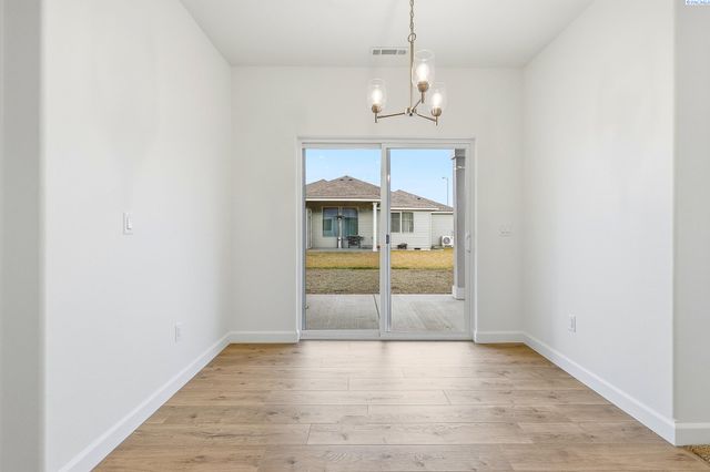 8713 Silver Mound Dr., Pasco, WA 99301