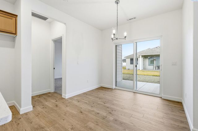 8713 Silver Mound Dr., Pasco, WA 99301