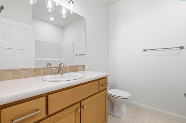 8713 Silver Mound Dr., Pasco, WA 99301