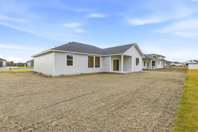 8713 Silver Mound Dr., Pasco, WA 99301