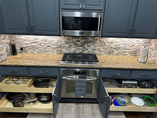 1735 Sylvia Springs Lane, Spring, TX 77386