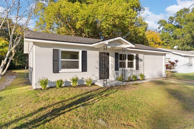 712 PILAKLAKAHA AVENUE, Auburndale, FL 33823