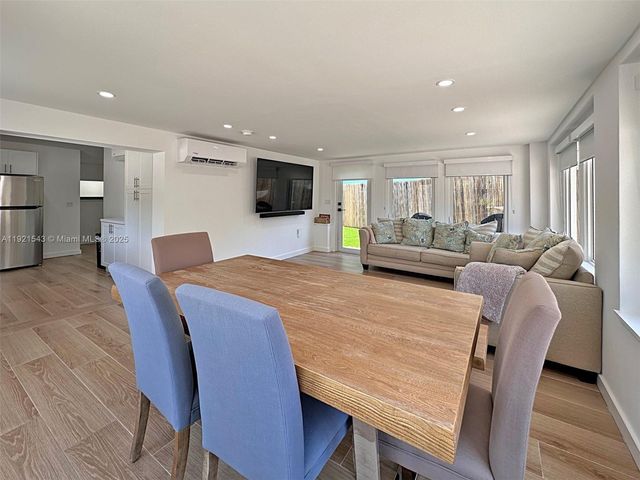 32 Pirates Dr, Key Largo, FL 33037