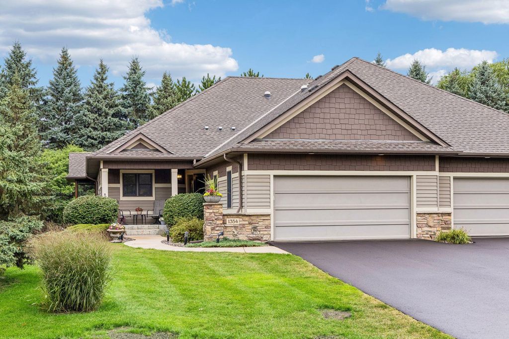 1354 Holly Avenue N, Oakdale, MN 55128 — photo 3