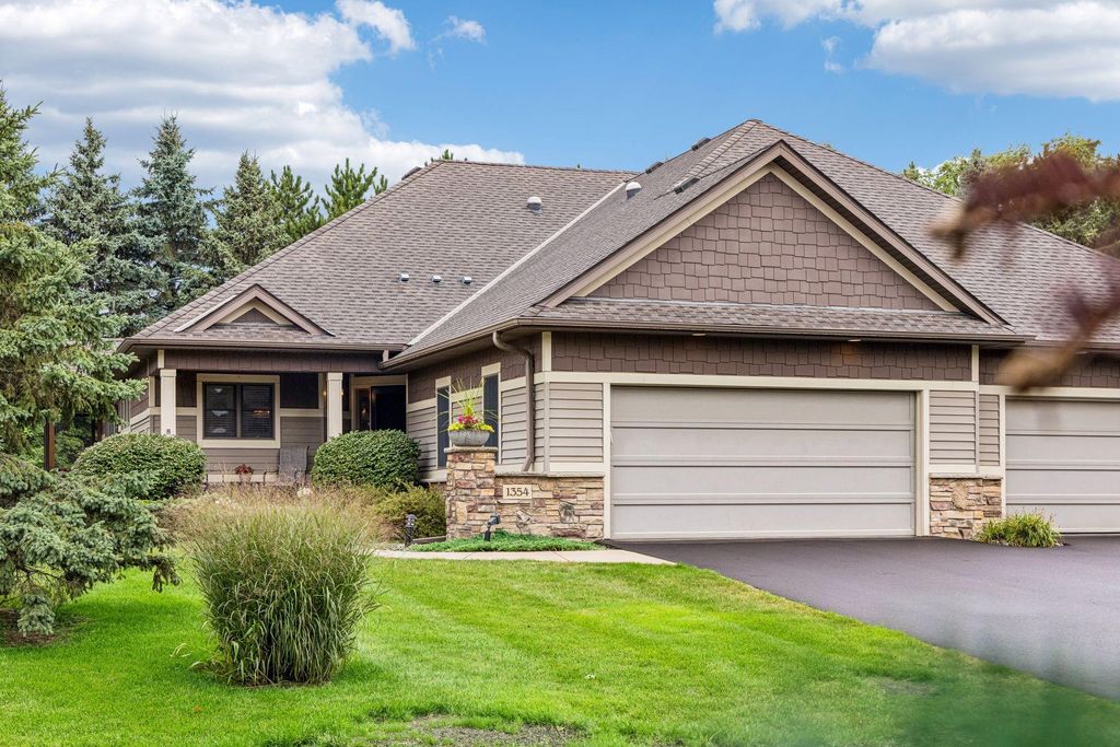 1354 Holly Avenue N, Oakdale, MN 55128 — photo 5