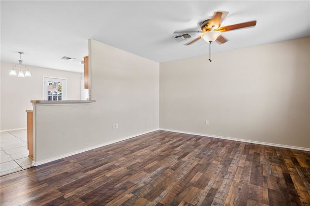 1522 W Nelson Ave, Aransas Pass, TX 78336