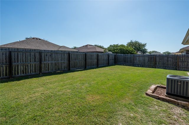 1522 W Nelson Ave, Aransas Pass, TX 78336