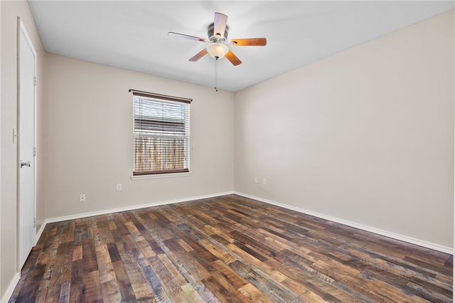 1522 W Nelson Ave, Aransas Pass, TX 78336