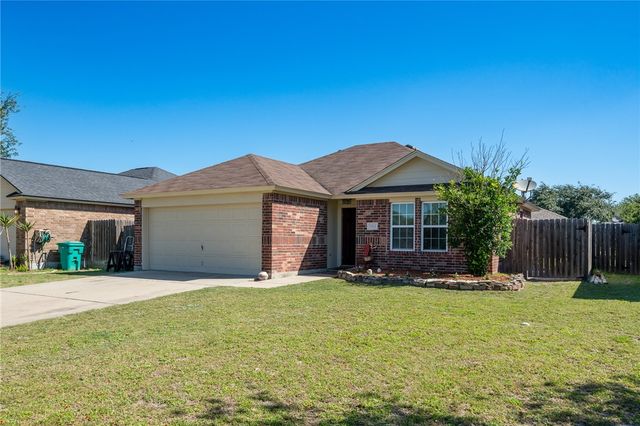 1522 W Nelson Ave, Aransas Pass, TX 78336