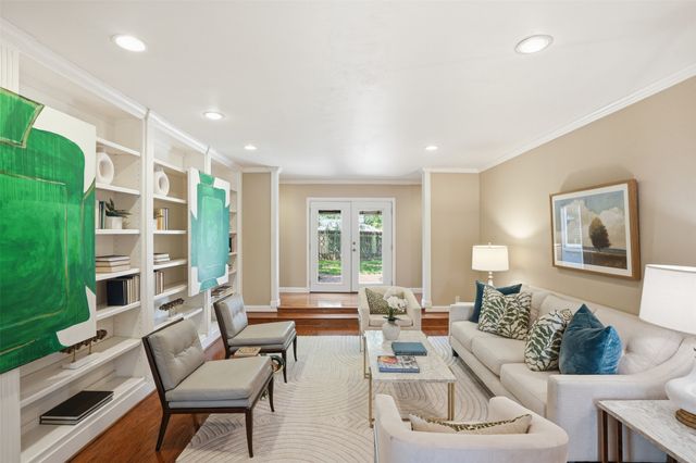3812 Lands End Street, Fort Worth, TX 76109