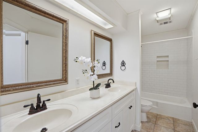 3812 Lands End Street, Fort Worth, TX 76109