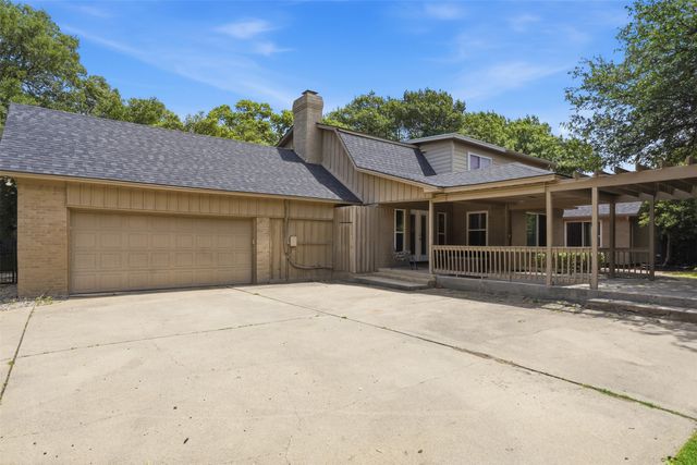 3812 Lands End Street, Fort Worth, TX 76109
