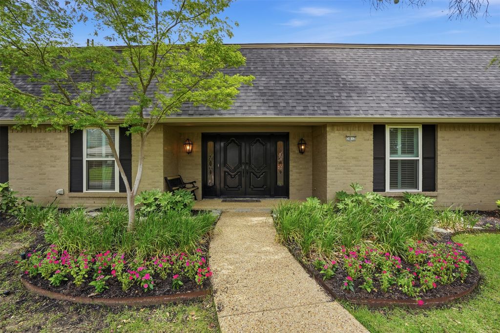 3812 Lands End Street, Fort Worth, TX 76109
