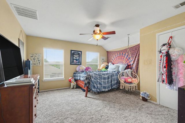 1330 Vireo Court, Aubrey, TX 76227